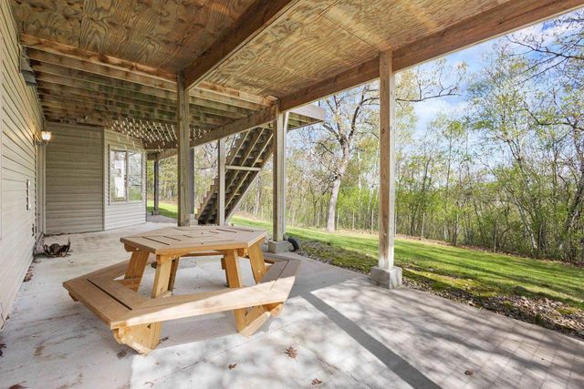 N6130 Honeysuckle Lane, Green Lake, WI 54941