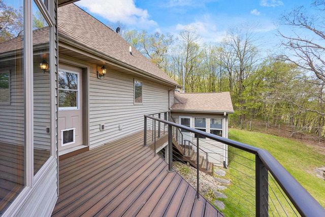 N6130 Honeysuckle Lane, Green Lake, WI 54941