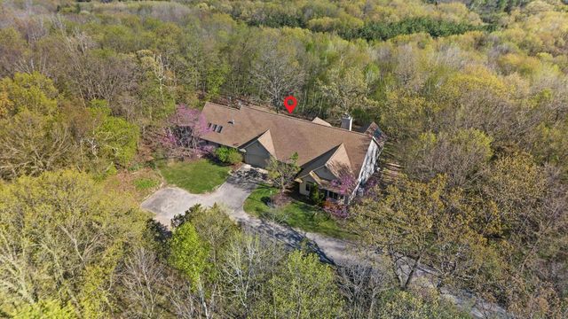N6130 Honeysuckle Lane, Green Lake, WI 54941