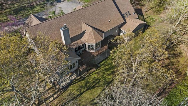 N6130 Honeysuckle Lane, Green Lake, WI 54941
