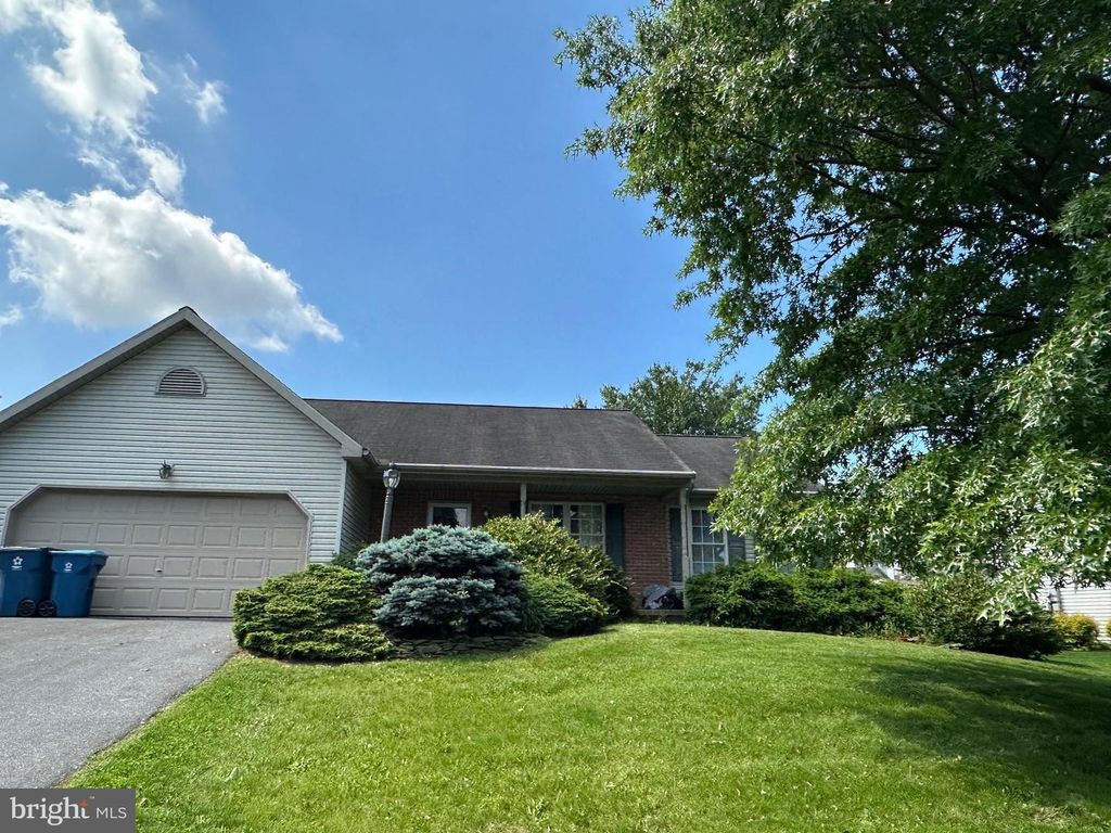 3950 LAUREL RUN, Columbia, PA 17512