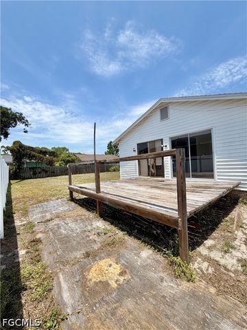 18306 Hepatica RD, Fort Myers, FL 33967