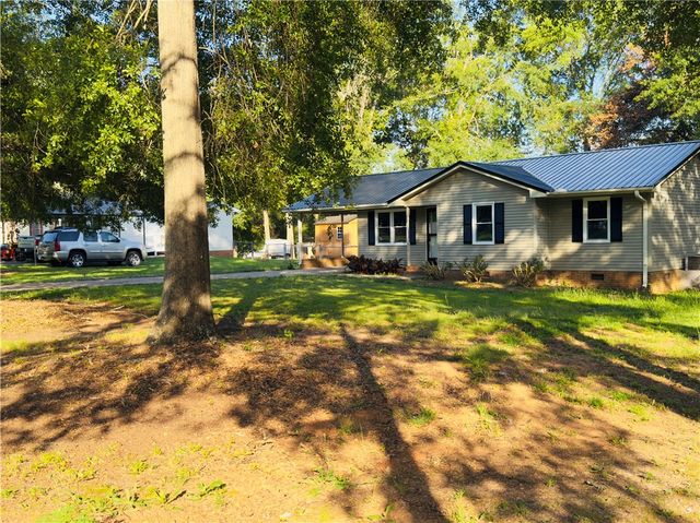 115 Woodfern Circle, Belton, SC 29627