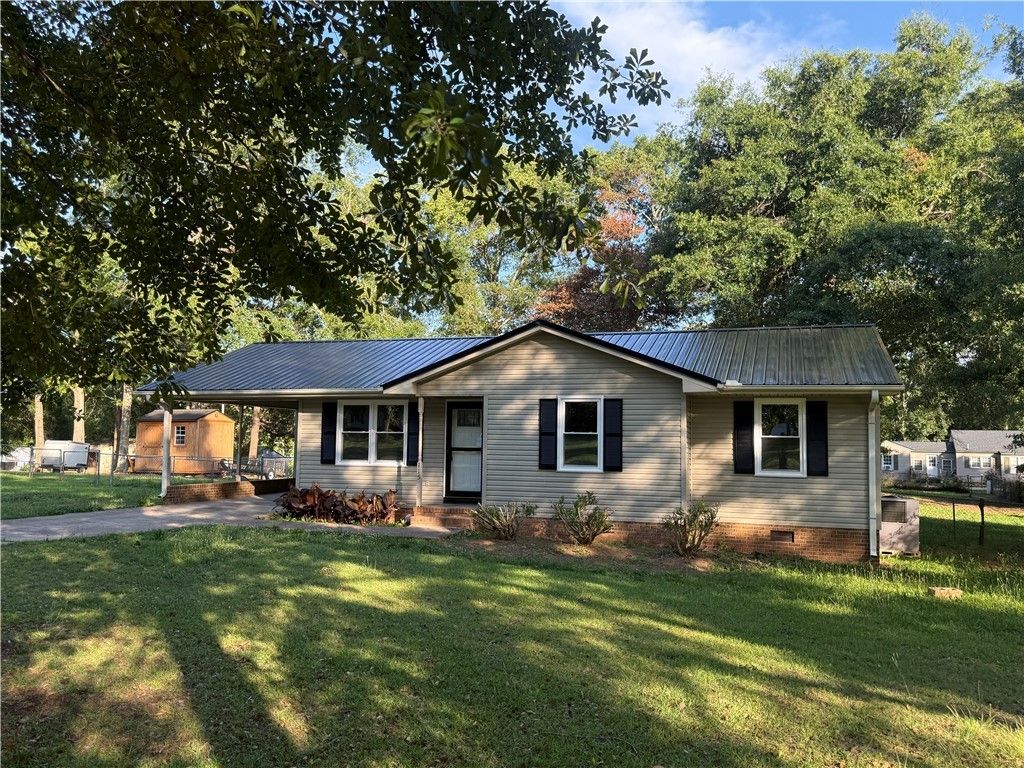 115 Woodfern Circle, Belton, SC 29627