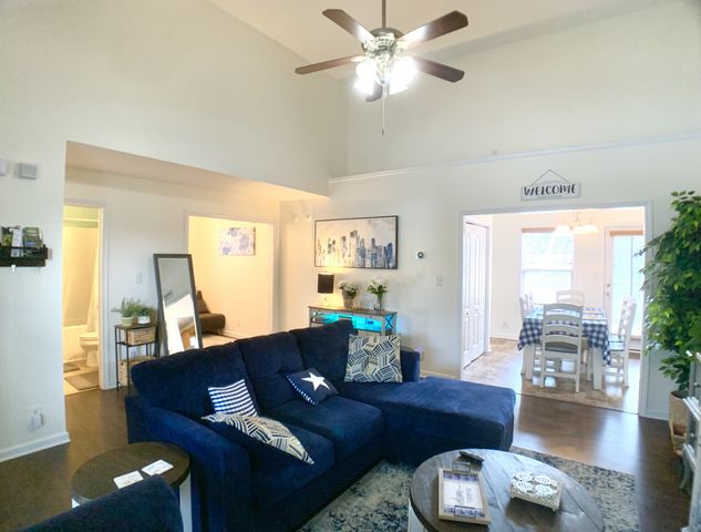 1016 Sunset Dr, Clarksville, TN 37040