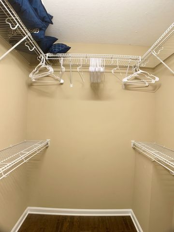 1016 Sunset Dr, Clarksville, TN 37040