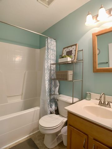 1016 Sunset Dr, Clarksville, TN 37040