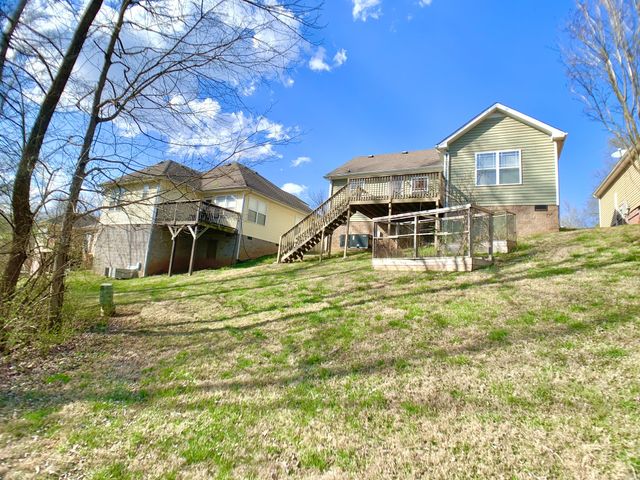 1016 Sunset Dr, Clarksville, TN 37040