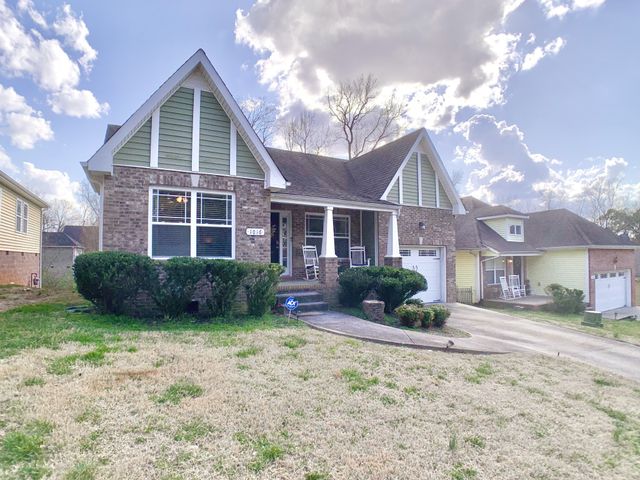 1016 Sunset Dr, Clarksville, TN 37040