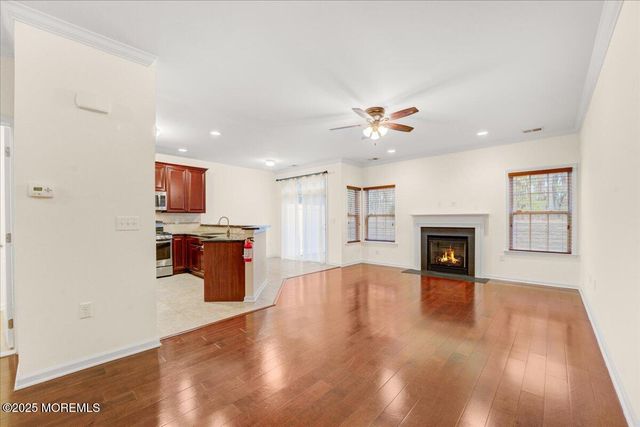 28 Santa Rosa Lane, Tinton Falls, NJ 07753
