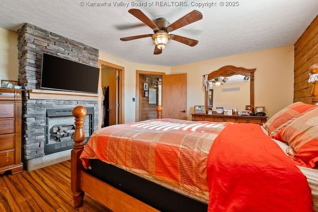 116 Roosevelt Boulevard, Eleanor, WV 25070