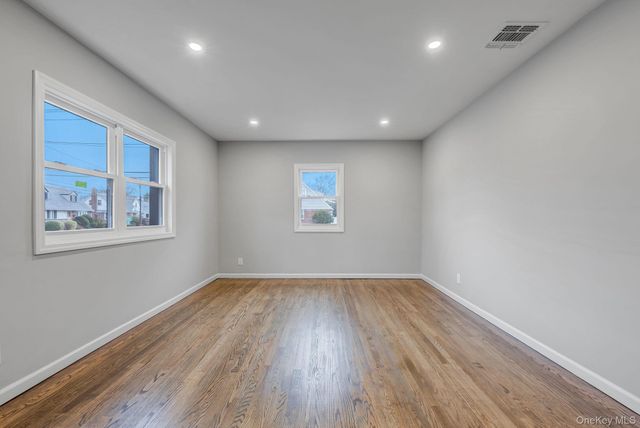 125 Boden Avenue, Valley Stream, NY 11580