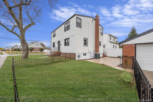 125 Boden Avenue, Valley Stream, NY 11580