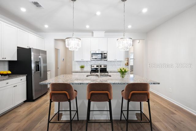 12 Hartwell Rd, Bluffton, SC 29910