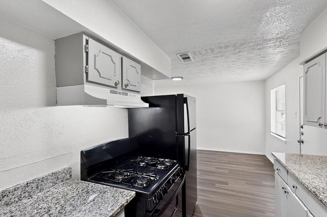 6321 Silvery Moon Drive, Dallas, TX 75241