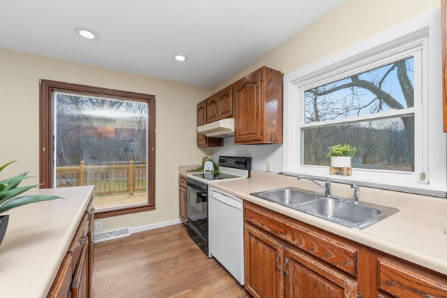 2506 S 4th Street, Kalamazoo, MI 49009