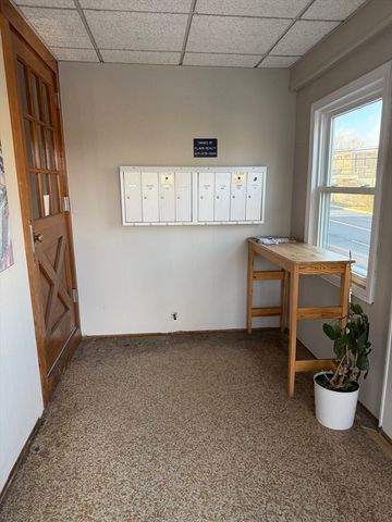 483 Newport Ave 1, Quincy, MA 02171