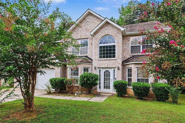 579 Ironstone Drive, Fairburn, GA 30213