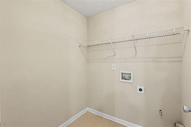 579 Ironstone Drive, Fairburn, GA 30213