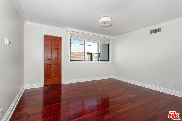 9323 Burton Way A, Beverly Hills, CA 90210