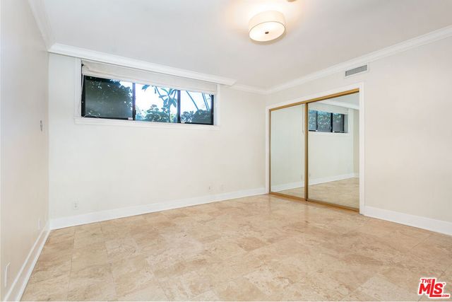 9323 Burton Way A, Beverly Hills, CA 90210