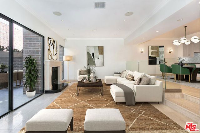 9323 Burton Way A, Beverly Hills, CA 90210