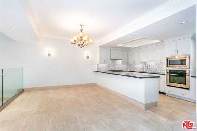 9323 Burton Way A, Beverly Hills, CA 90210