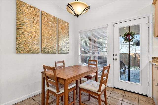 1804 Hunters Ridge Drive, Grapevine, TX 76051