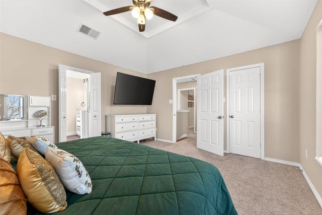 1804 Hunters Ridge Drive, Grapevine, TX 76051