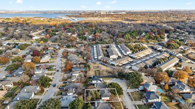 1804 Hunters Ridge Drive, Grapevine, TX 76051