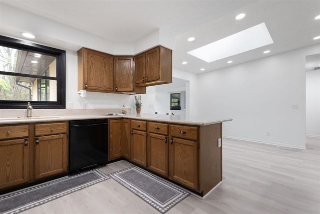 14458 Wolf Lane, New Buffalo, MI 49117