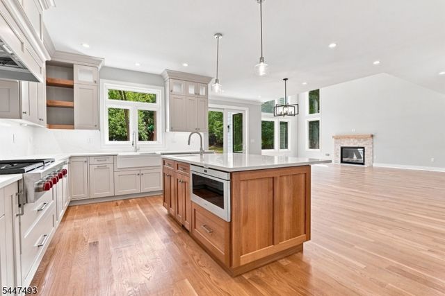 102 Liberty Corner Rd, Warren Twp., NJ 07059