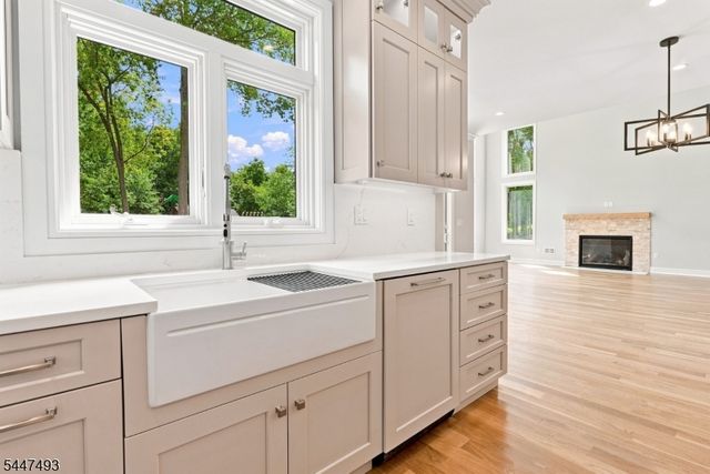102 Liberty Corner Rd, Warren Twp., NJ 07059