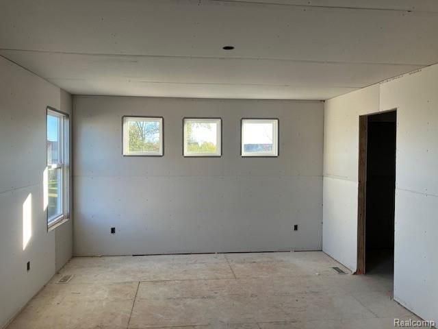 1924 MAGGIE Lane, Superior Charter Township, MI 48198