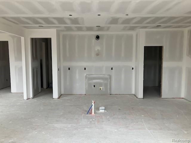 1924 MAGGIE Lane, Superior Charter Township, MI 48198