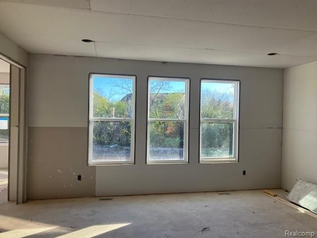 1924 MAGGIE Lane, Superior Charter Township, MI 48198