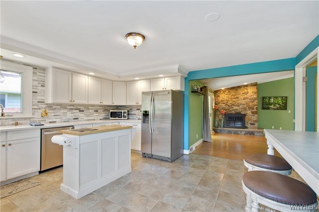 206 Countryside Lane, Amherst, NY 14221