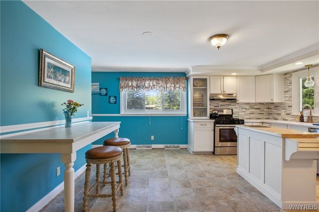 206 Countryside Lane, Amherst, NY 14221
