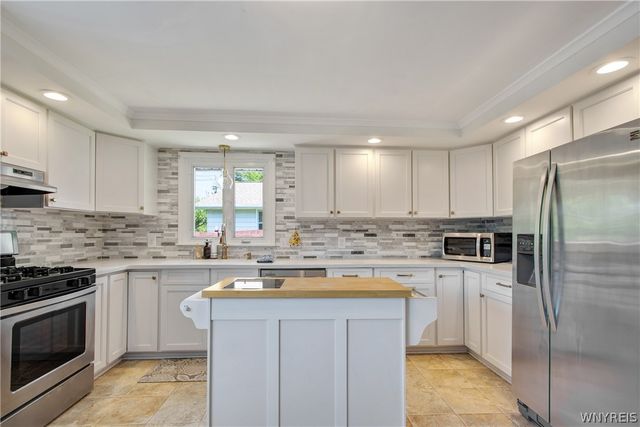 206 Countryside Lane, Amherst, NY 14221