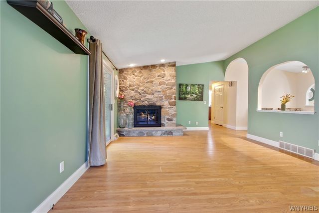 206 Countryside Lane, Amherst, NY 14221