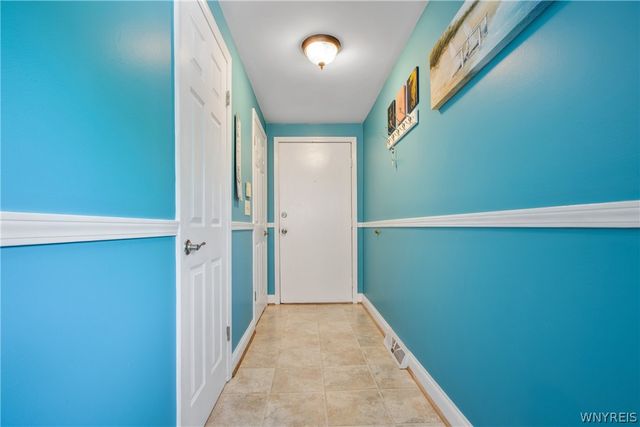 206 Countryside Lane, Amherst, NY 14221
