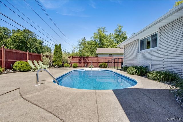 206 Countryside Lane, Amherst, NY 14221