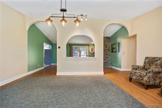 206 Countryside Lane, Amherst, NY 14221