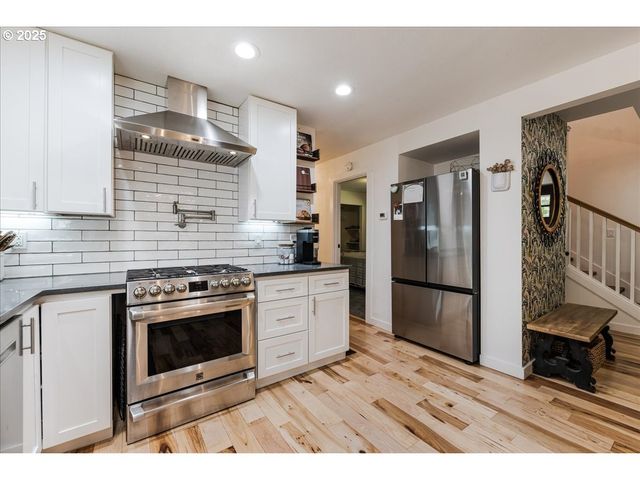 19636 S RIDGE Rd, Oregon City, OR 97045