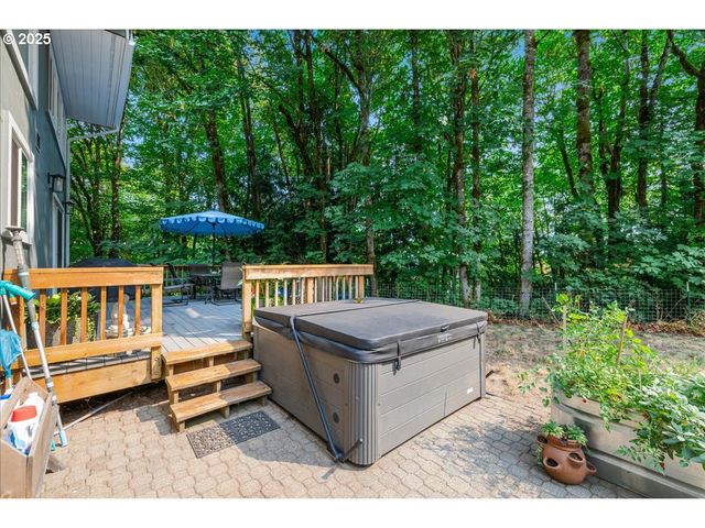 19636 S RIDGE Rd, Oregon City, OR 97045