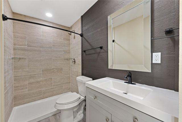 1121 Lowery Street, Bryan, TX 77803