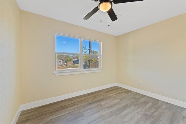 1121 Lowery Street, Bryan, TX 77803