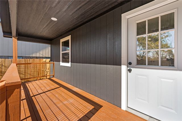 1121 Lowery Street, Bryan, TX 77803