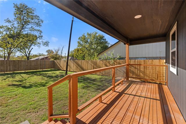 1121 Lowery Street, Bryan, TX 77803