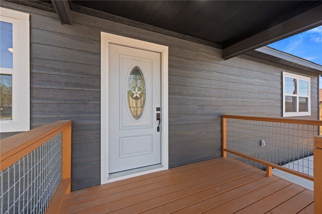 1121 Lowery Street, Bryan, TX 77803